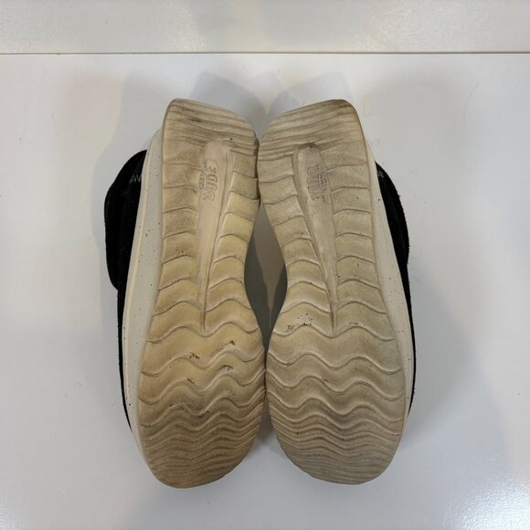 Hey Dude Wendy Peak Fold Boot Womens Size 9 Black Suede Casual - Picture 5 of 7